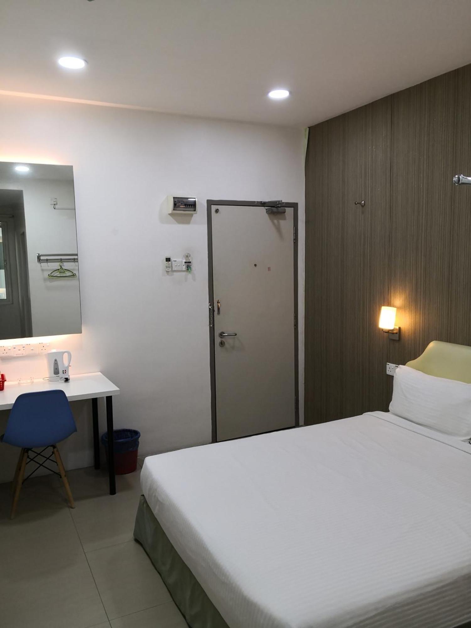 Summer Green Lodge Kuantan Rum bild